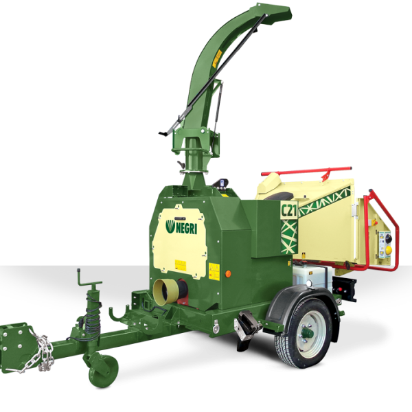 NEGRI Holzhäcksler C21 / Häcksler mit Straßenfahrwerk für Traktor